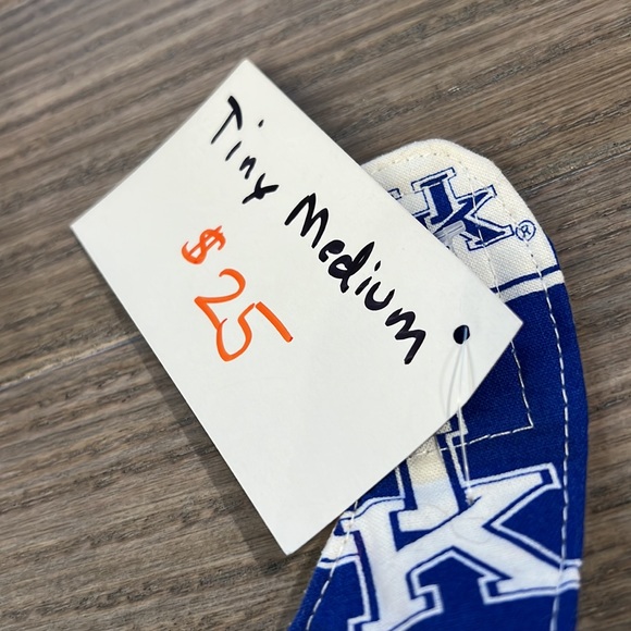 Kentucky Small Dog Dress - Picture 4 of 5